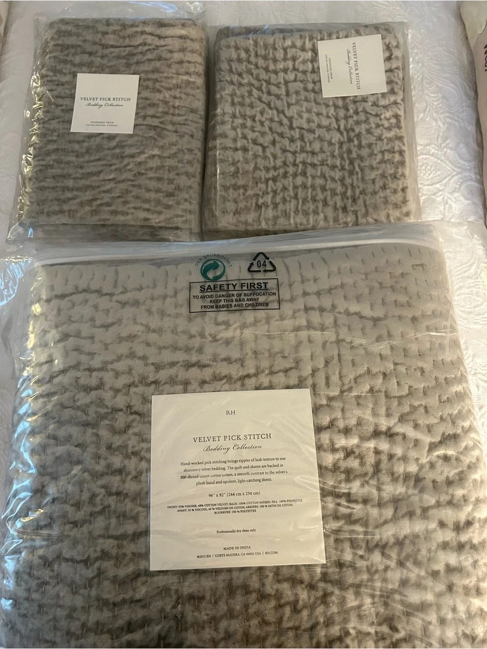 Restoration Hardware Velvet Pick Stitch Queen/Full Comforter Set in Champagne